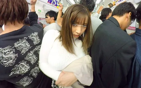 Big Tits Groping VR 2 2 gallery