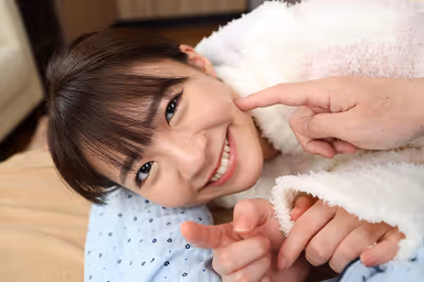 KMP You can make a big ejaculation with just your face! Face-specific angle VR! 3 uncut works are included! Natsu Tojo, Nanami Yokomiya, Hinami Meguro gallery