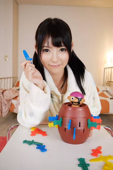 [VR] Hey, Come Here VR Tsundere Little Stepsisters Love Confession Haruka Namiki gallery