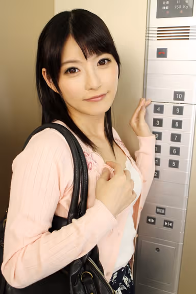 [VR] What Happens When A Man And Woman Are Trapped In An Elevator!? She Said She Was Feeling Scared, And Held My Hand And Started Kissing Me, And I Got So Excited That I Ended Up Creampie Fucking Her Right Then And There Haruka Namiki gallery