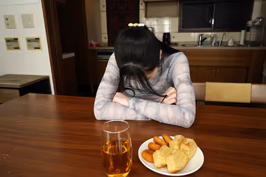 VR] Lasciviousness of a Beautiful Mom by Using an Evil Hypnotizing App - Suzu Nagano [8K] - 8K gallery
