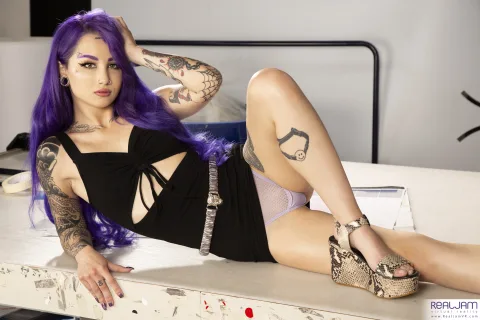 Sex Adventure at Work gallery