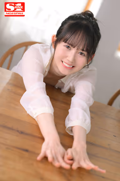 VR] VR NO.1 STYLE <Nanaka Kosaka> Unleashed Her face is a super idol and her body is a super model. 172 cm, 9.5 inches tall, baby-faced tall girl, Nanaka Kosaka, is introduced. gallery