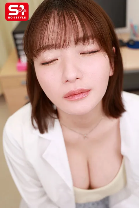 The Swelling of the Breasts is Too Erotic! I, Mei Washio, who sneaked out and had my virginity taken by a very popular infirmary teacher who heals me with her motherly love! gallery