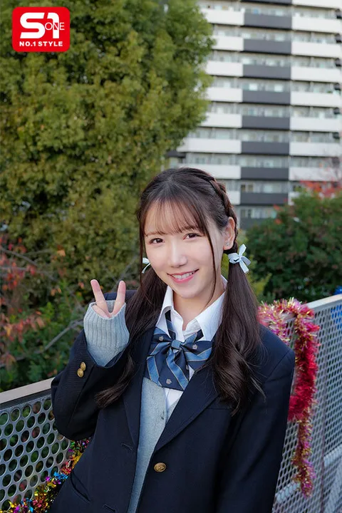 "Won't you two sneak out of the school festival?" The Madonna of the school, Ms. Mita, holds my hand...When I take off my school uniform, she kills me with her slender body of a mature adult...The night after the festival at the love hotel where the sex was too good to pass up! gallery