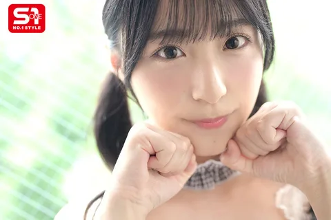 Neat, cute, and erotic. She is so happy to serve you while staring at you at close range [For My Exclusive Use] Instant Lingerie Maid VR - Kisora Shinki gallery