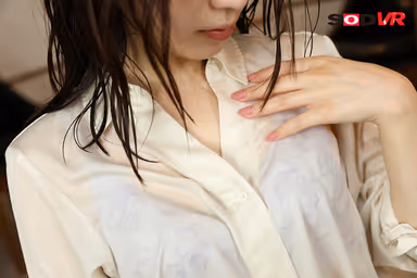 VR] [Yotsuba Kominato 8KVR Unleashed] Sharing a Room with a Female Boss Soaked in a Guerrilla Downpour... I want to give her confidence both in her work and as a man. I was a virgin with premature ejaculation, and she gently took me in and gave me a blowjob. gallery