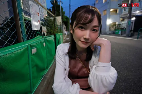 I was invited to a reunion of my former student from 10 years ago. I got drunk and fucked my former student who has become an adult, Ms. Honda, until the first train... Momo Honda! gallery