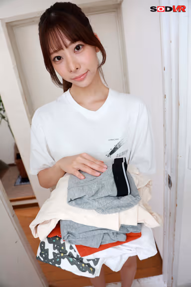 VR] My sister-in-law, a serious and honor student, is a perverted masturbator! The loud moaning that I hear while sniffing my pants in the next room where the walls are thin! Unable to resist, I peek in on my sister-in-law's masturbation every day... Mine Sakuragi gallery