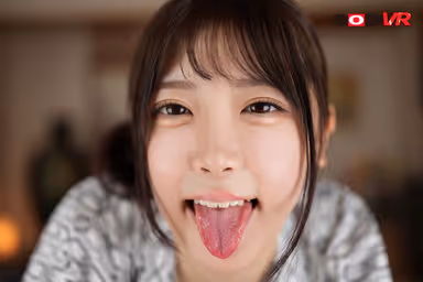 VR] When I woke up in the morning at an inn on a business trip, a junior female employee spoiled me while wearing a yukata... The sassy junior employee who I didn't get along with that much suddenly fell in love with me! Akari Minase gallery