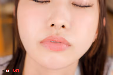 I'm a girl who is asked by her childhood friend in the drama club to practice kissing scenes! My childhood friend who belongs to the drama club asks me to kiss her repeatedly! She is gradually turning into a serious kissing scene... I was pulled out by the cowgirl position with a tongue kiss..! Mea Amami gallery
