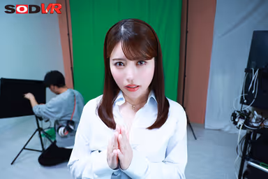 VR] After a typhoon hit the region, the weather girl and I, a rookie AD, had to spend the night in a room together... Riho Matsumoto gallery