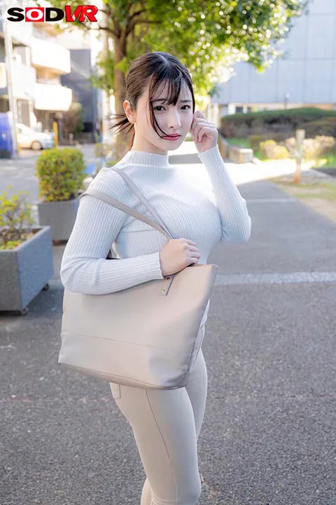 Breaking Into the Home of a Big-Pie Nursery School Teacher Who Sends Off Her Children and Forcing Her to Do It - VR - Nanao Ayatsuki gallery