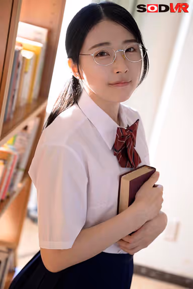 8K] Ms. Minazuki, a simple and serious library board member, is actually a dirty and perverted woman. She is a very dirty and perverted woman! Hikaru Minazuki gallery
