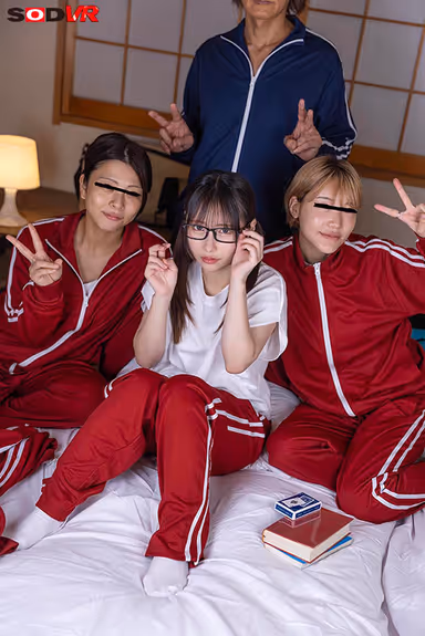 VR] [8K] On the Night of a School Trip... A Classmate with Sober Glasses Sneaks Under the Bedclothes and Forcibly Gets Fucked at Night She resists, but the piston is so close to her that she is soaking wet and has a pleasure-filled intercourse with Hinako Matsui! gallery