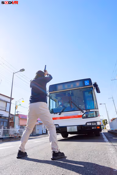VR】【8K】【Ultra-Real Experience】Bus hijacking VR *7 victims: college girl / mother and daughter / female student / housewife gallery