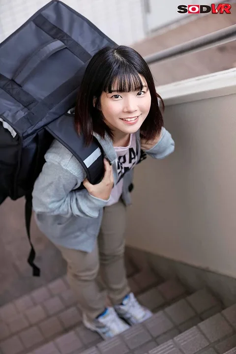 Lucky Perverted Delivery Man VR Taking Her Virginity Amateur Girl Begs For A Raw Load Of Cum As Soon As She Opens The Door! gallery