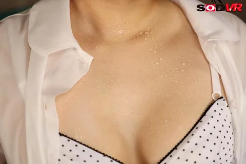 VR - I've Got A Crush On My Classmate Who's Being Bullied... - I Found Her Soaking Wet In The Storage Room And Tried To Comfort Her, Leading To Sweaty, Squirting Sex - Aoi Nakajou gallery