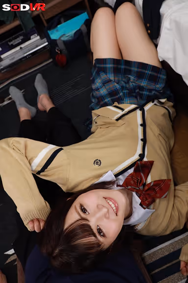 [VR] A Lovey-Dovey Stripping Game With My Bashful Girlfriend gallery