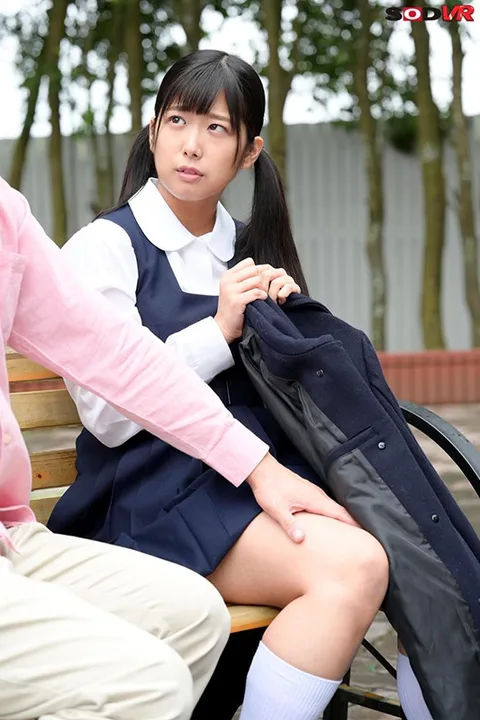 (I'm A Perfect Lay In My Own Head!) Innocent Teen Daydreams About Fucking And Makes Her Fantasies Come To Life At A Public Park gallery