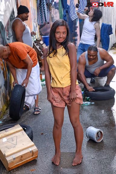 [VR] We Discovered Fatima In A Cathouse In An Overseas Slum 145cm gallery