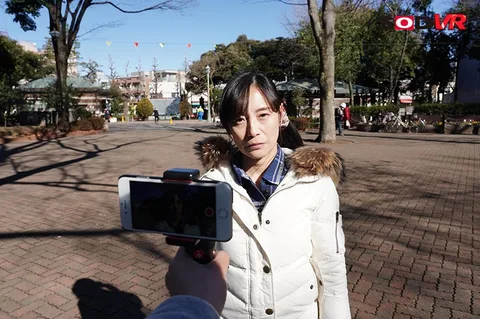 I'm The Older Guy That Lives In The Young Ones' Room. I Take Care Of Their Mom's Sexual Desires. VR Edition - Rieko Hiraoka gallery