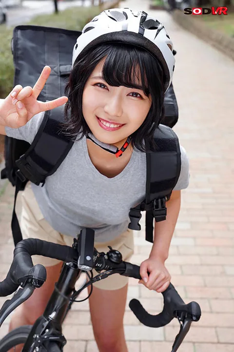 A Fresh Face! A Lucky And Horny Delivery Girl VR Video This Nervous Fresh Face Part-Time Delivery Girl Was Late With Her Delivery, But It Seems That The Truth Is She's A Slightly Perverted College Girl With Some Maso Sexual Tendencies!? gallery