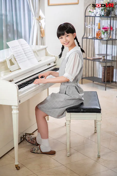 New Angle! Ground View VR, *-chan From Class 3-2 "I Wuv U" Holding Young S*****t During Creampie After Piano Lesson gallery