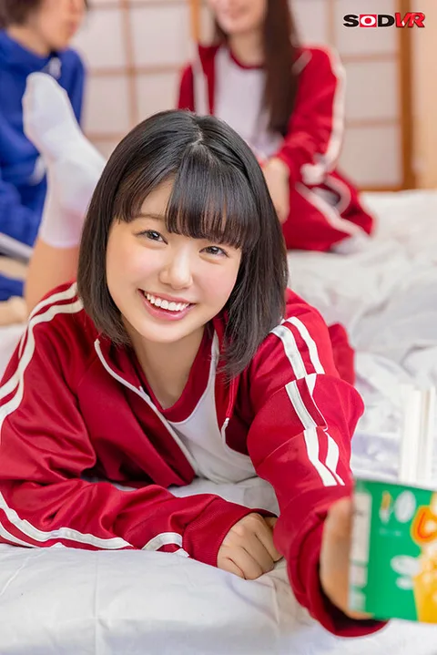 During A School Trip, I Played Truth or Dare With That Girl For Whom I Carry A Torch. The Teacher On Duty Came By, So When We Dove Into The Futon Together... Rin Momono gallery