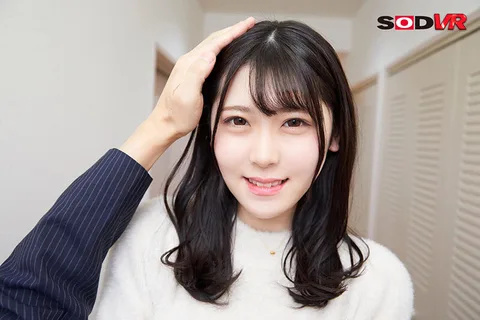 Akari-chan Comes From A Popular Maid Cafe To Make Her AV Debut! Super Sweet Kissing From Start To Finish, Real French Kissing With Over 100 Kisses All Together In This Passionate And Amazing Roommate VR Scenario. Akari Minase. gallery