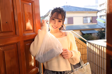 [VR] My Cousin Minami Hironaka Licks My Body Clean At High Speed And Is Very Meddlesome. gallery