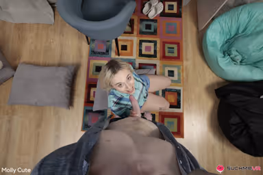 Molly Cute Knows How To Bounce On It gallery