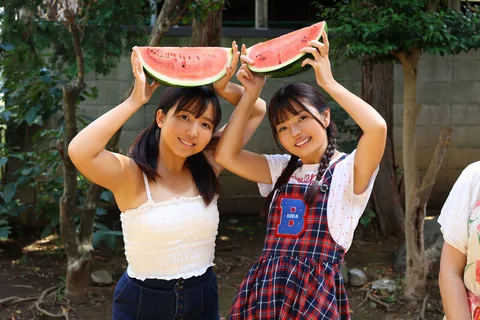 Tanning Niece Sisters VR6 Yuka Ichii Misane gallery