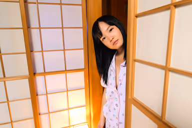 [VR] Tanned Niece Sisters VR4 Lara Kudo Risa Shiroki gallery