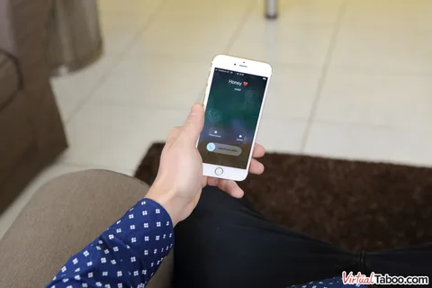 Japanese Daughter Gets Warm Welcome gallery