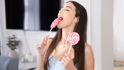 ASMR Basics With Sandralyd
