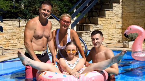 Hot Family Summer