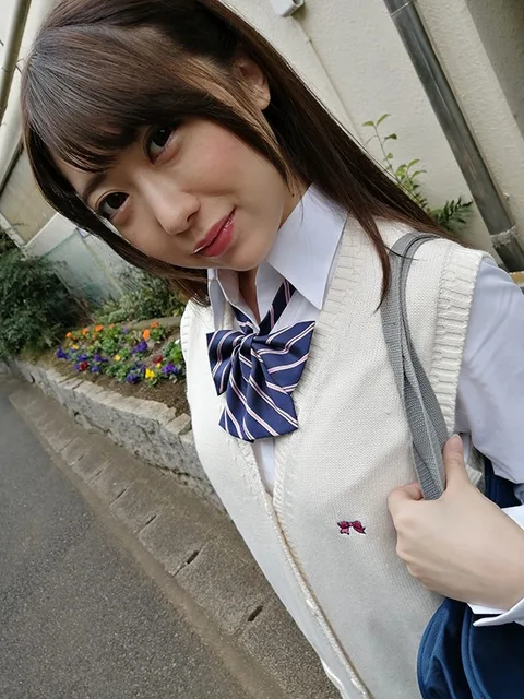 A Female S*****t's Fetish Encyclopedia VR - Amateur Female S*****t Renka gallery