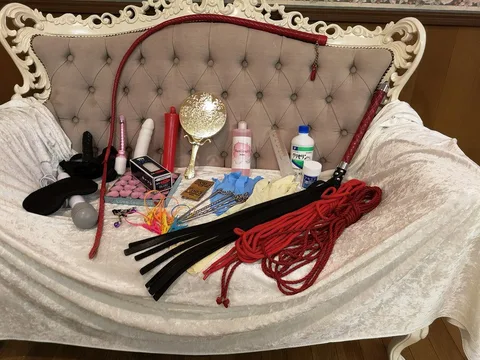 VR A Real S&M Girl Is Showing You How To Enjoy S&M An Introductory S&M Lesson, Provided By Real S&M Practitioners, For Maso Men! gallery