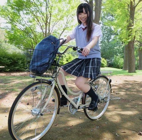 VR Super LOVE An After School First-Time Date With A S********l Named Koi Ichinose I'm In Love With Koi And I'm Sticking Like Glue To Her And Never Letting Go!! gallery