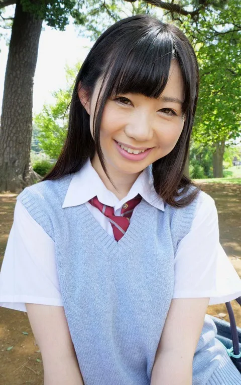 VR Super LOVE An After School First-Time Date With A S********l Named Koi Ichinose I'm In Love With Koi And I'm Sticking Like Glue To Her And Never Letting Go!! gallery