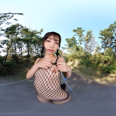 VR] "Giri Giri Kimono Erotic VR - Exposure Crazy Woman" 147cm chibi lascivious woman provokes moe in a super perverted way! Kyoko Fuyuai gallery