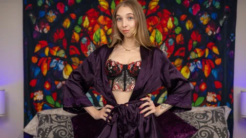 Bare in the Breeze gallery