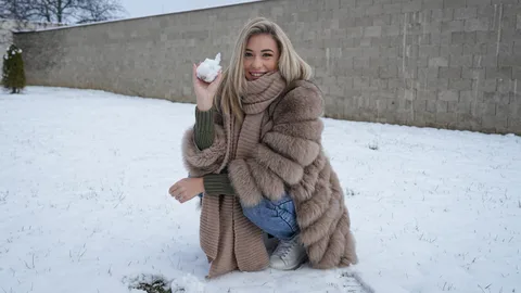 Snaring The Snowbunny gallery