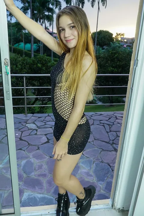 Cute Debutante gallery