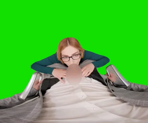 Erotic Massage Payback with Mina Von D (Passthrough) gallery