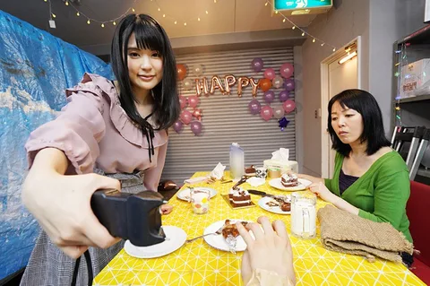 Mother-daughter Complicit Wedding: Satori Fujinami gallery