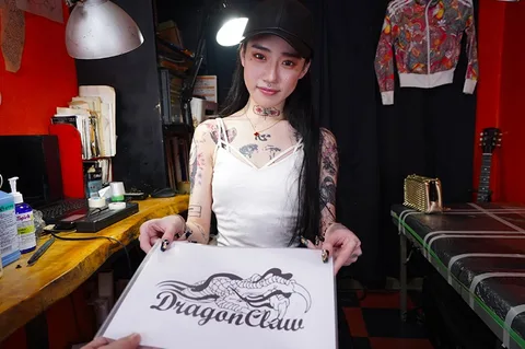 The Tattoo Shop Of Temptation Sui Mizumori gallery